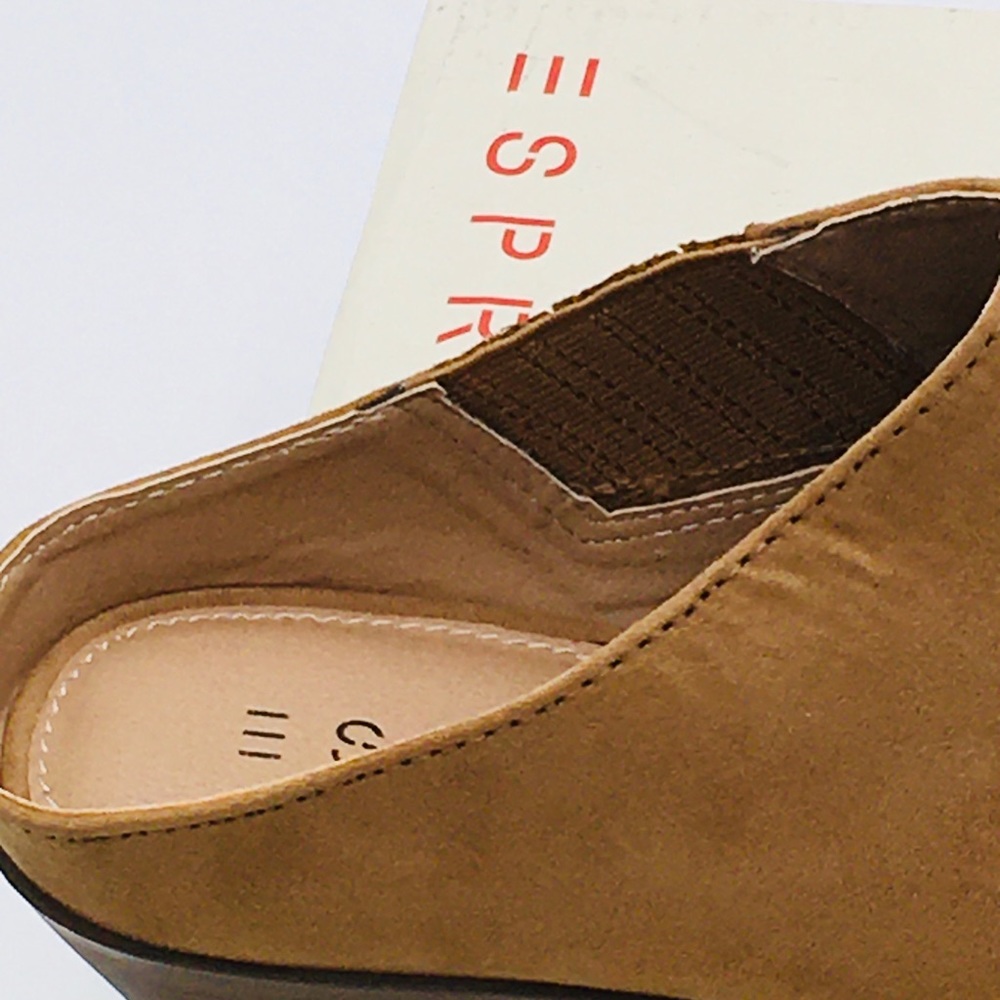 Sprit Point Boots - Picture 4 of 11